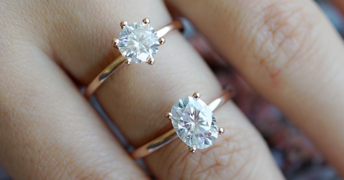 Choosing Between Moissanite and Diamond Wedding Ring